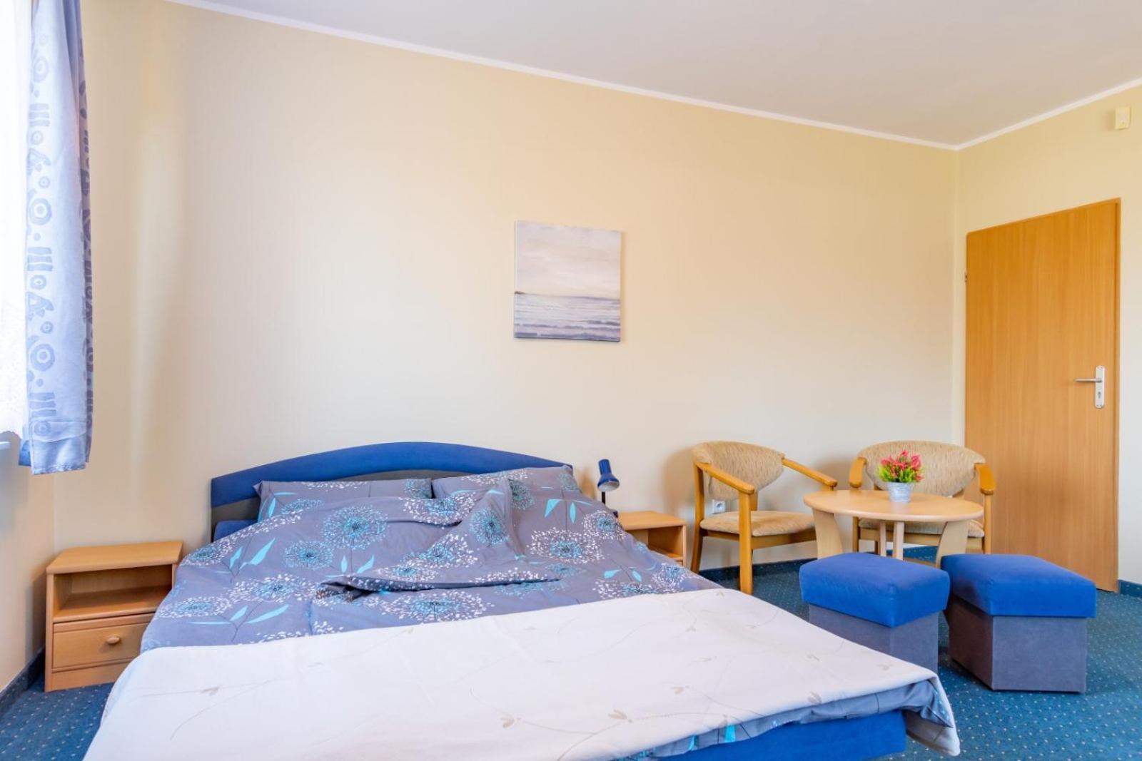 Pod Platanem Otel Rowy  Dış mekan fotoğraf